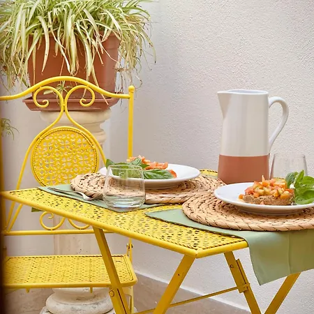 Artas La Tua Casa Indipendente A 4* Lecce