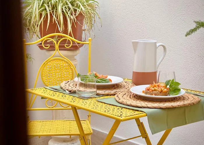 Artas La Tua Casa Indipendente A 4* 莱切