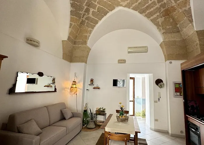 Artas La Tua Casa Indipendente A 4* 莱切